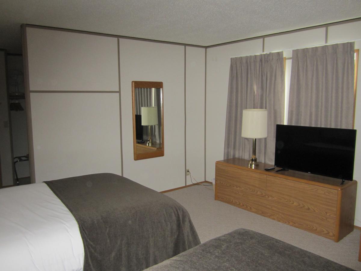Triple J Hotel ドーソン・シティ エクステリア 写真